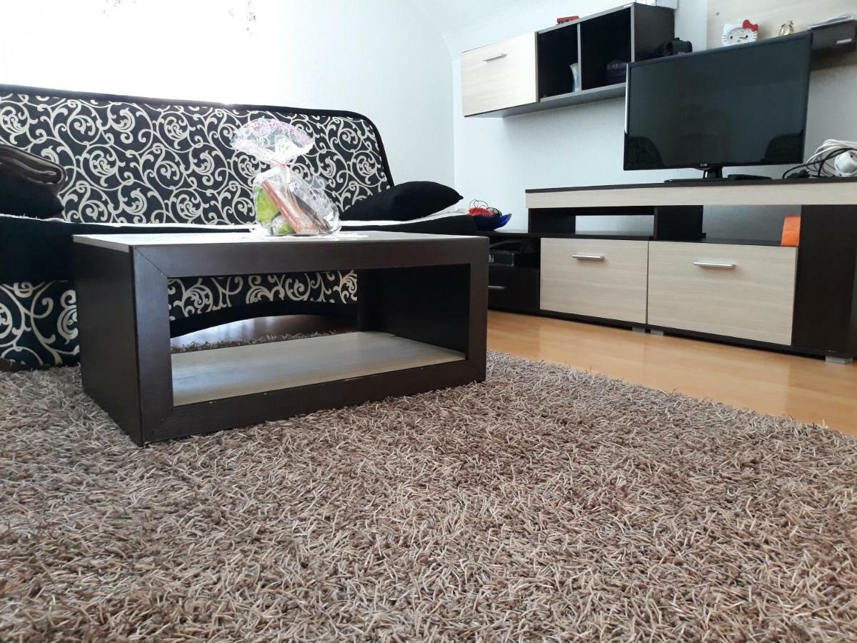 City Apartment Visoko Luaran gambar